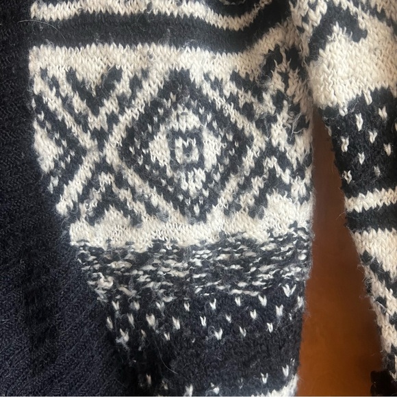 Abercrombie Open Thick Knit Cardigan - Picture 12 of 15